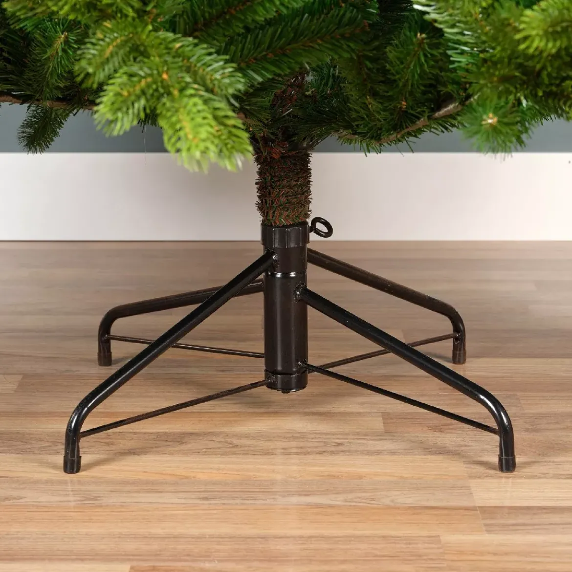 Albero di Natale artificiale Caucasia Nordmann Alt. 180 cm Verde abete