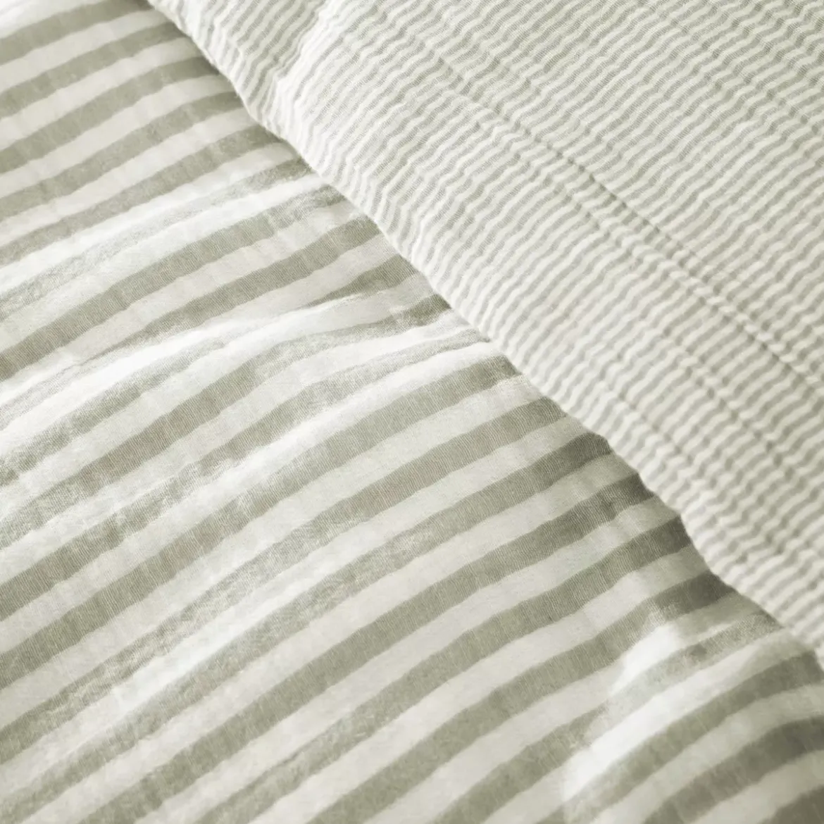 Copripiumino in garza di cotone (260 x 240 cm) Gaïa righe Verde eucalipto