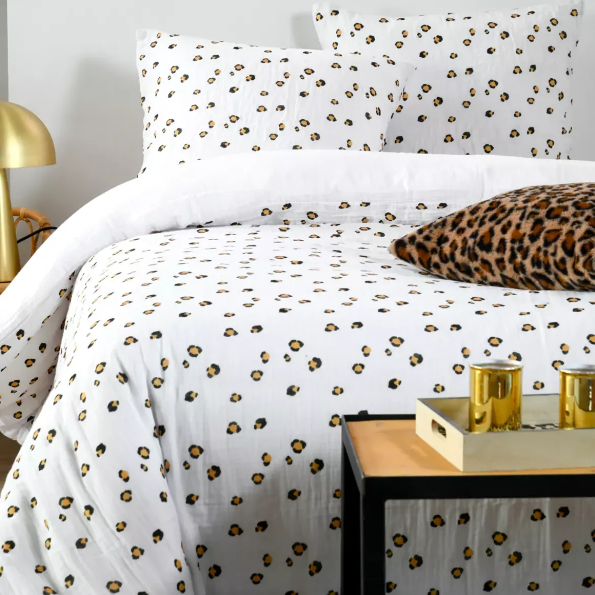 Copripiumino e due federe in doppio cotone (240 x 220 cm) Baguy Marrone