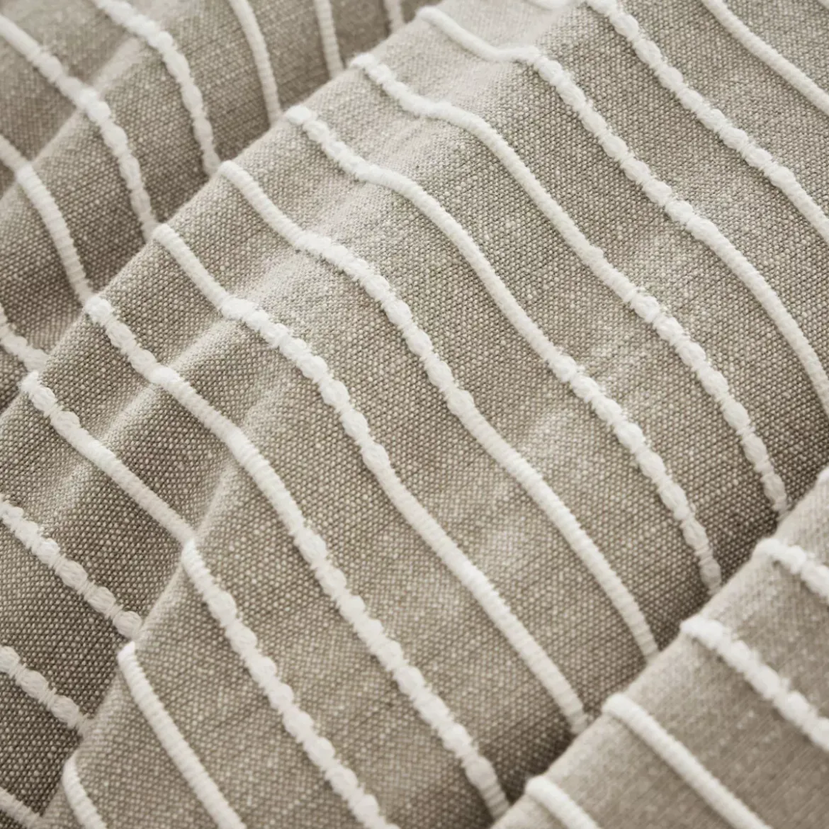 Cuscino quadrato in cotone testurizzato (50 x 50 cm) Alice Ecru
