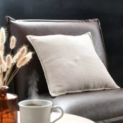 Cuscino quadrato in velluto (45 x 45 cm) Dandy Beige