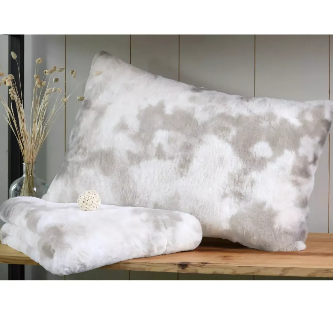 Cuscino rettangolare eco pelliccia (80 cm) Harald Beige
