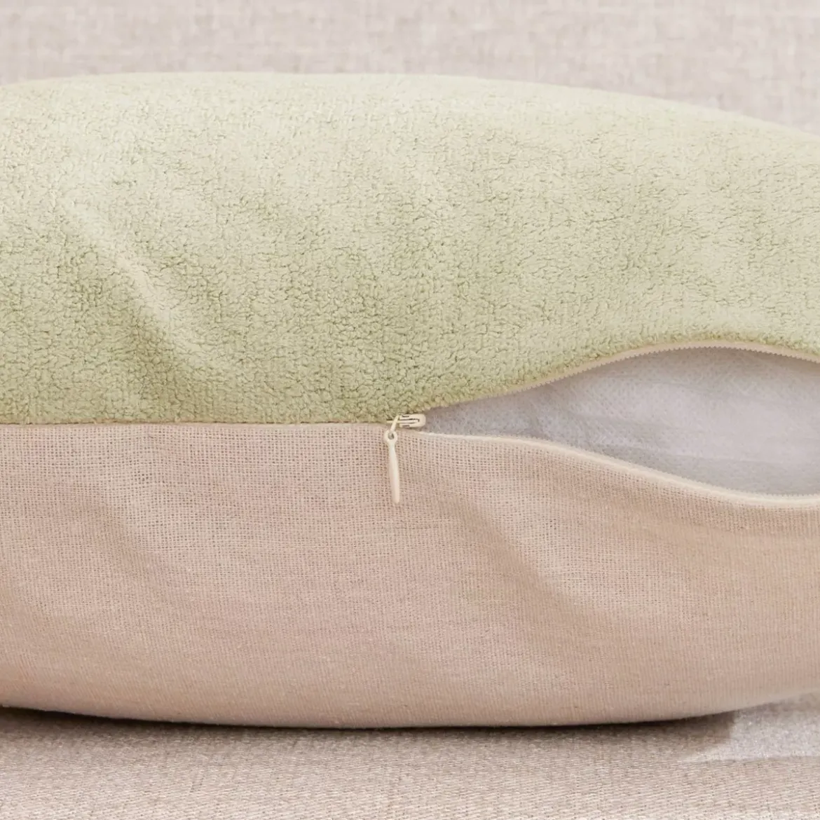 Cuscino rettangolare in bouclé (30 x 50 cm) Ava Verde rosmarino