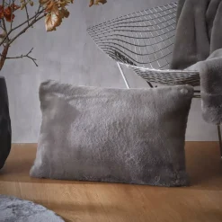 Cuscino rettangolare in finta pelliccia (40 x 60 cm) Finn Grigio Antracite