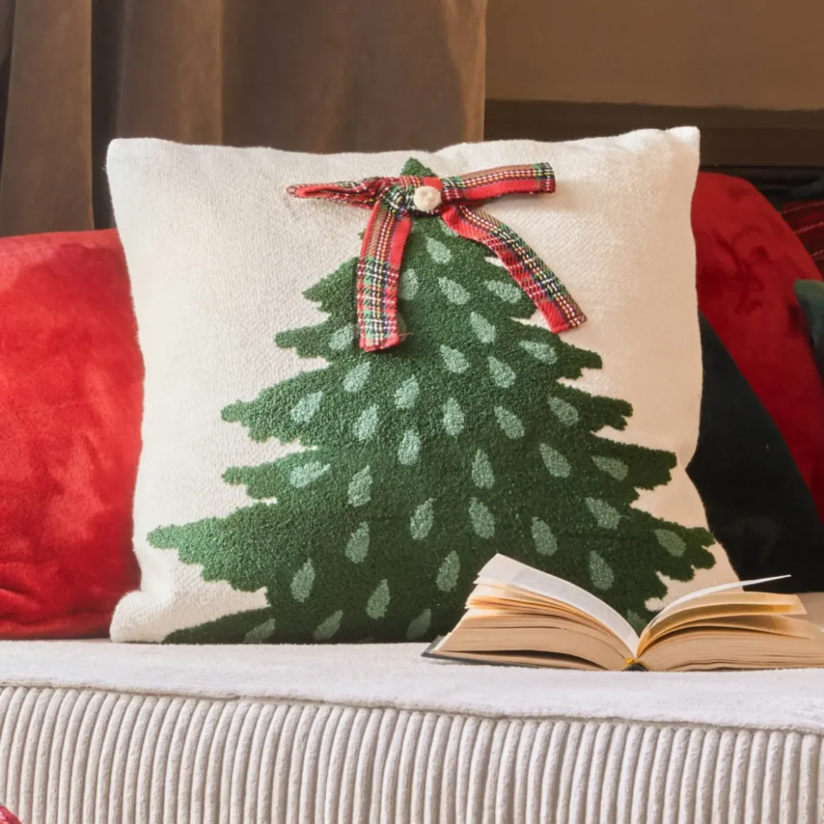 Cuscino di Natale quadrato in cotone (45 x 45 cm) Albero di Natale Tartan Rosso