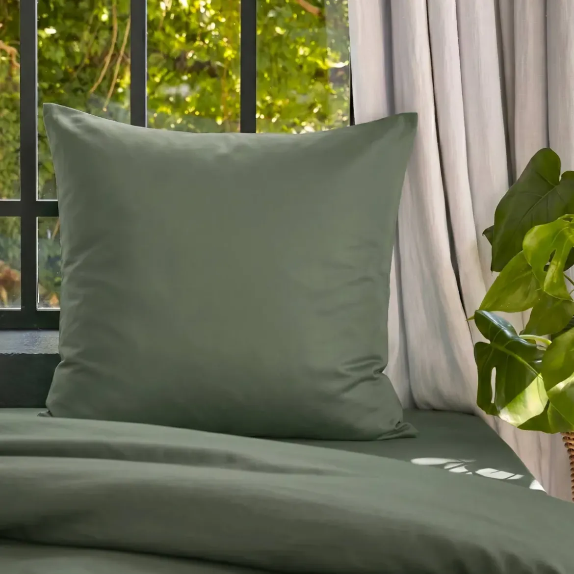 Federa per cuscino letto quadrata in lyocell Tencel™ lavata (63 x 63 cm) Olivia Verde rosmarino