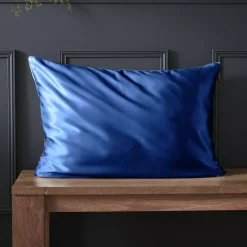 Federa per cuscino rettangolare in seta di gelso (50 x 80 cm) Mizuki Blu marino