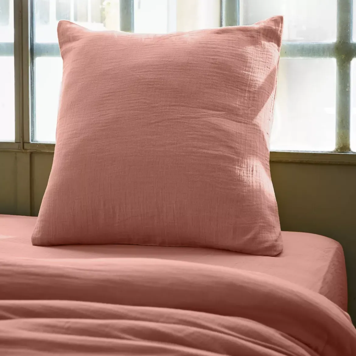 Federa quadrata garza di cotone (60 x 60 cm) Gaïa Rosa pesca