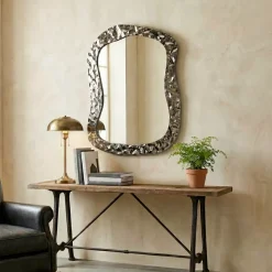 Grande specchio da parete con cornice in metallo (105 cm) Silverside Argento