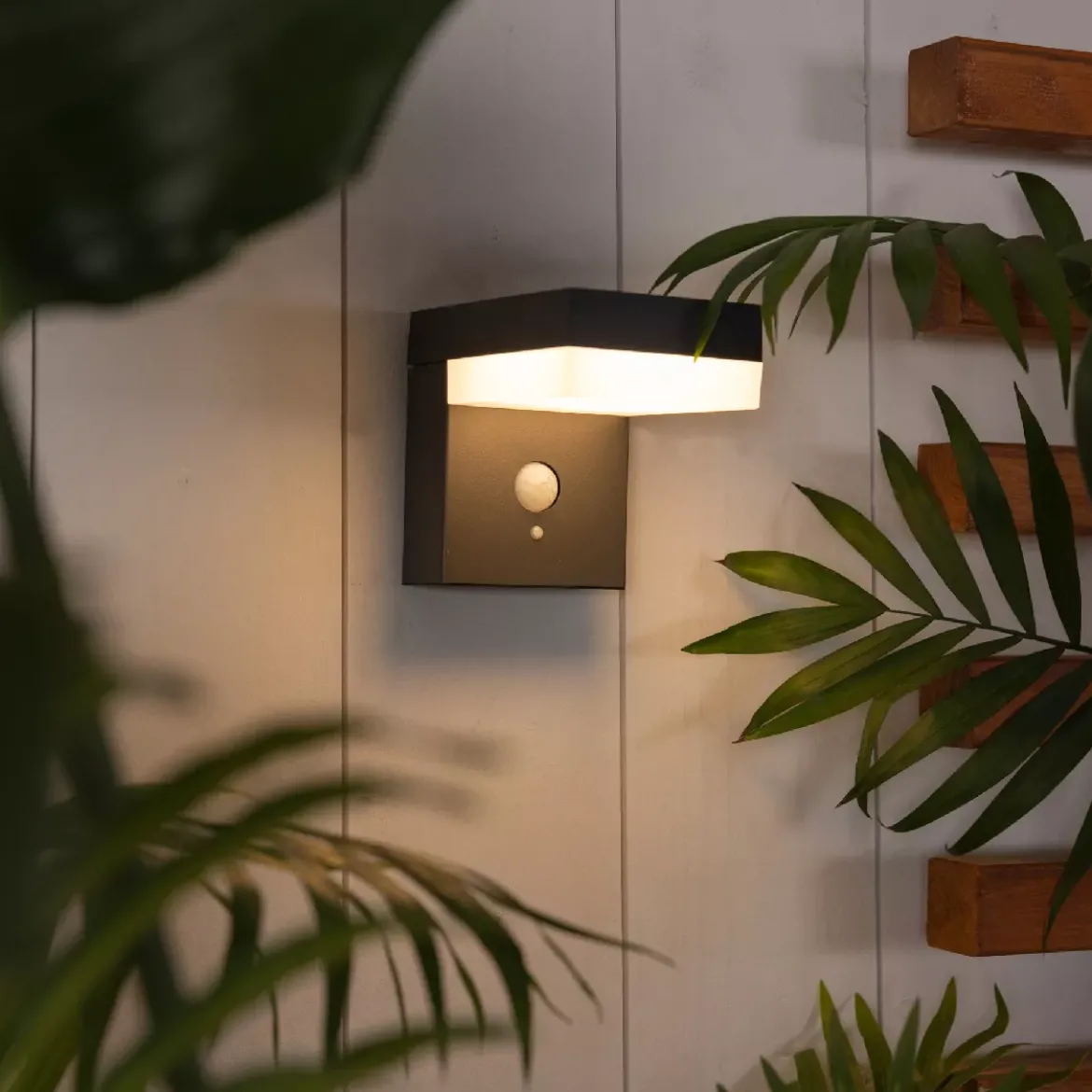 Lampada solare da parete 600 lumen (H12,5 cm) Elite Grigio antracite