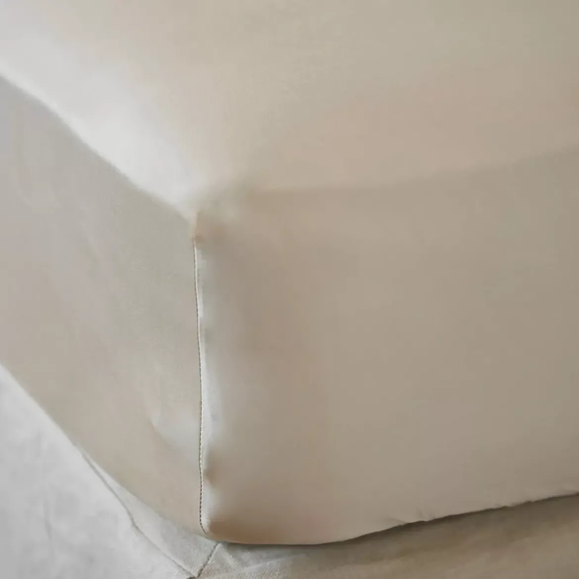 Lenzuola con angoli in raso di bambù (140 x 190 cm) Sienna Beige