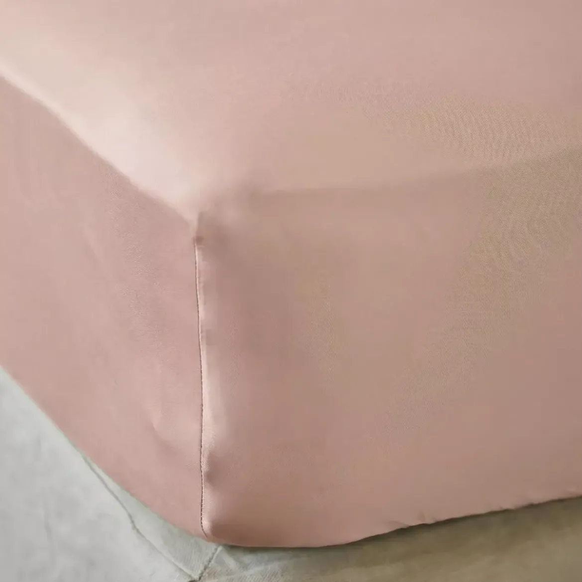 Lenzuolo sotto in raso di bambù (140 x 190 cm) Sienna Rose blush
