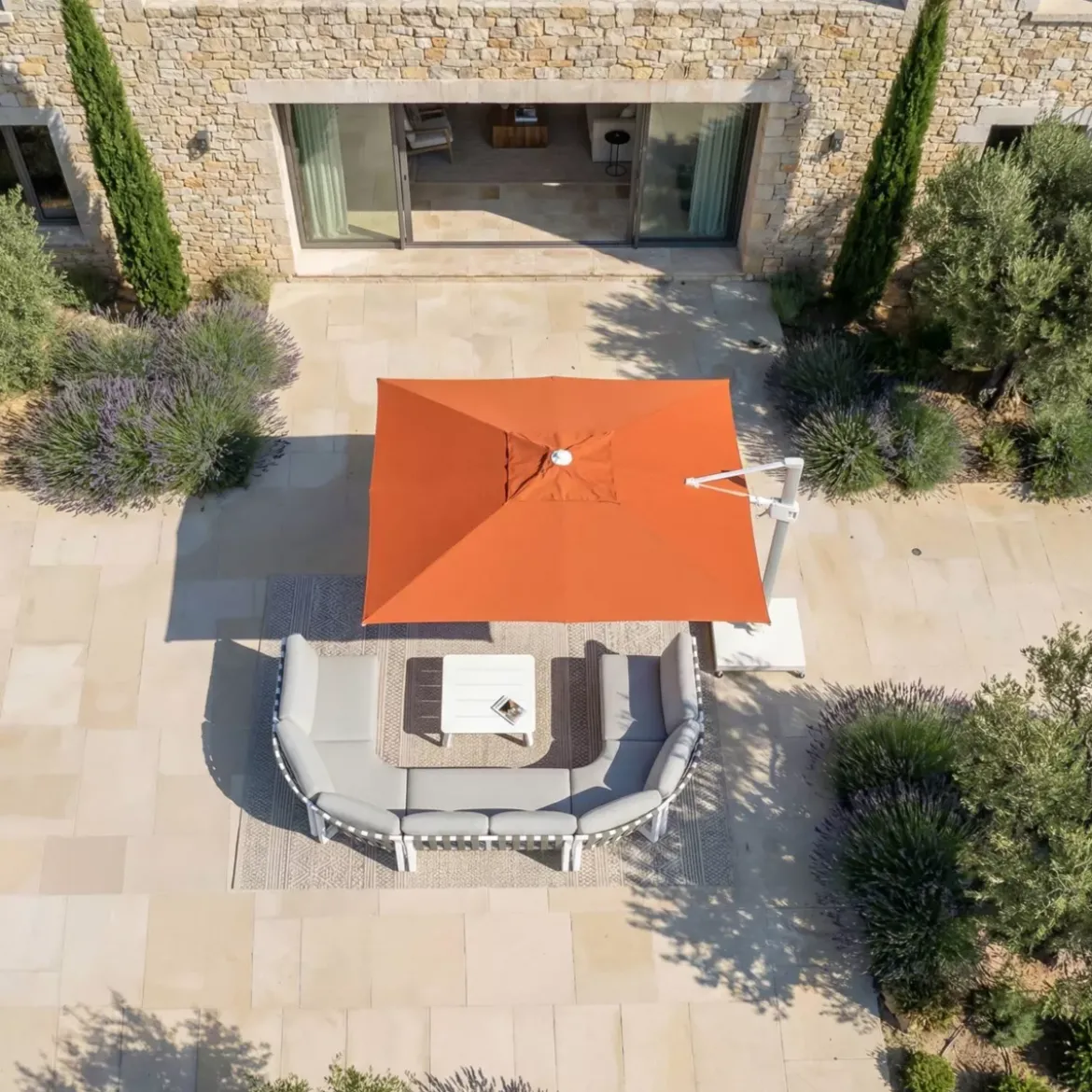 Ombrellone decentrato quadrato in alluminio con base (3 x 3 m) Elyra Bianco e Terracotta