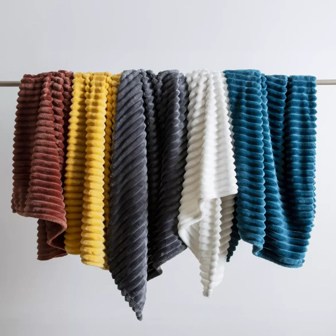 Plaid morbido (150 cm) Kalie Grigio antracite