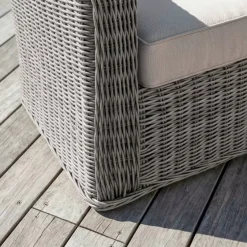 Salotto da giardino in resina intrecciata 4 posti 4 pezzi Calvi Grigio e tortora