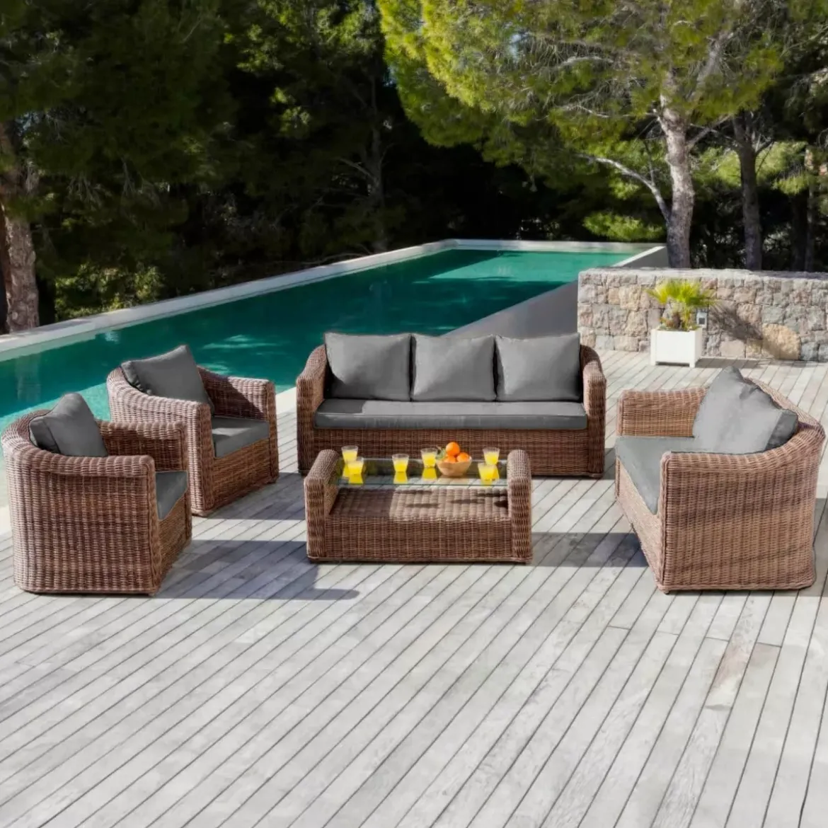 Salotto da giardino in resina intrecciata 7 posti 5 pezzi Calvi Seppia e grigio scuro