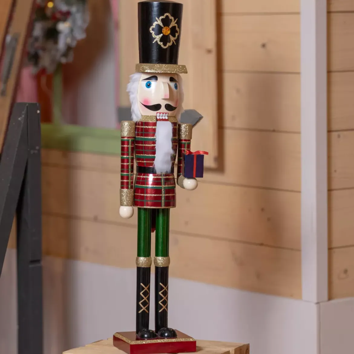 Soldatino Schiaccianoci in legno (H76 cm) Igor Tartan scozzese