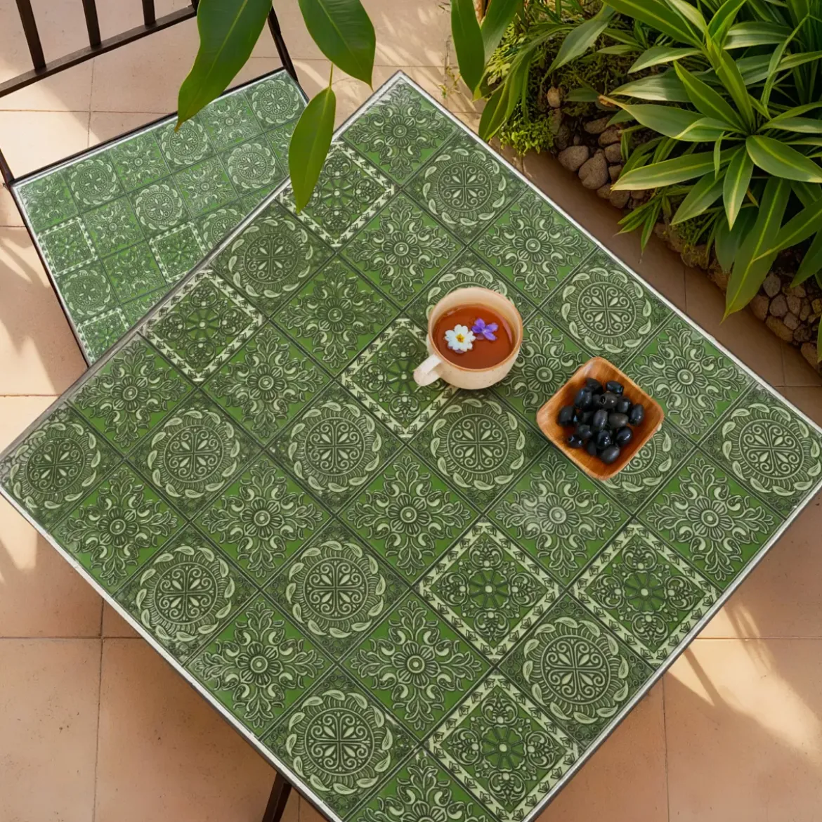 Tavolo bistro quadrato fisso in mosaico (58 x 58 cm) Aveiro Grigio e verde oliva