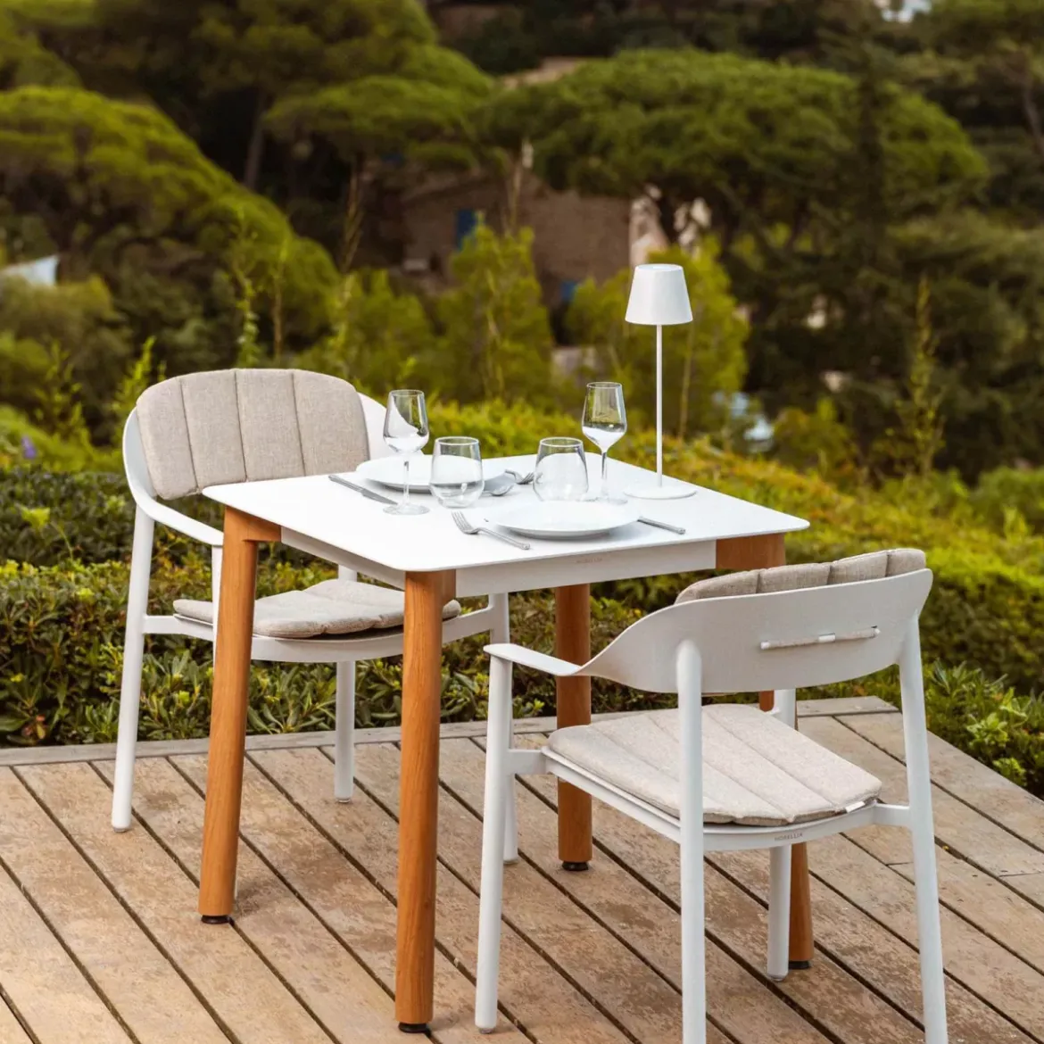 Tavolo da giardino quadrato in alluminio 2 posti (76 x 76 cm) Monte Carlo Bianco