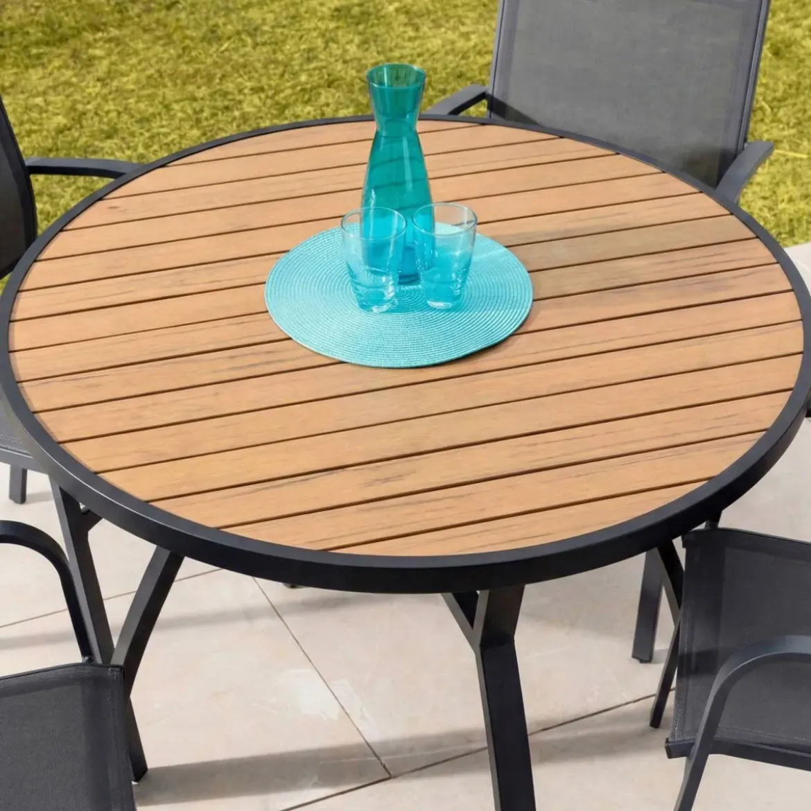 Tavolo da giardino rotondo in alluminio 5 posti (D105 cm) Murano Grigio antracite ed effetto legno