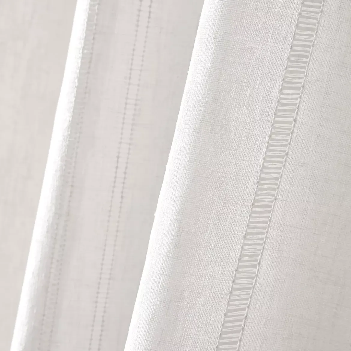 Tenda trasparente con occhielli (140 x 280 cm) Leontine Bianco