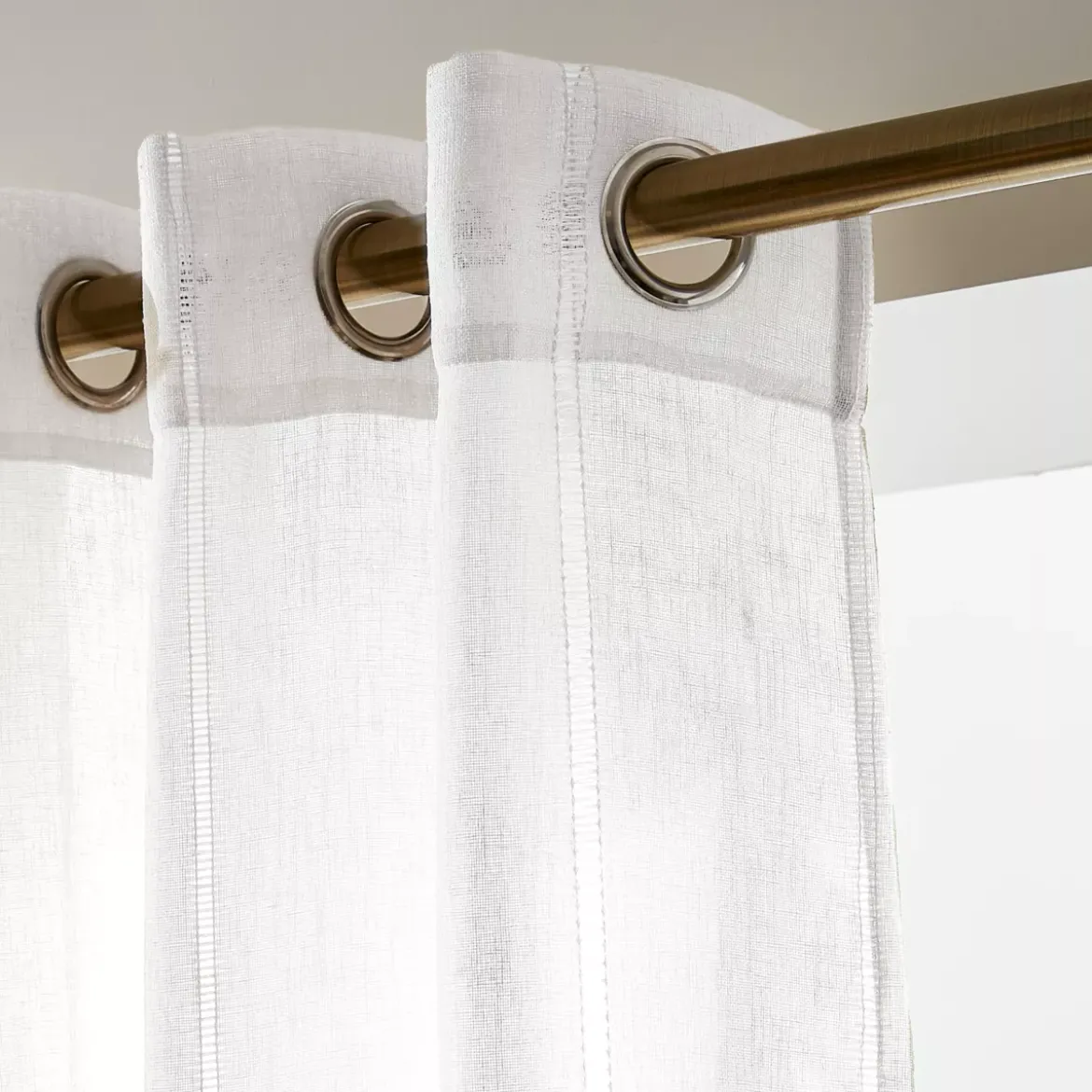 Tenda trasparente con occhielli (140 x 280 cm) Leontine Bianco