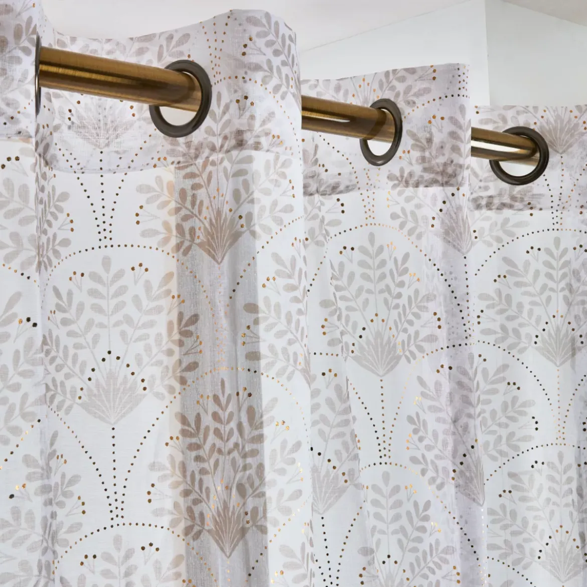 Tenda trasparente con occhielli (140 x 240 cm) Majestia Beige