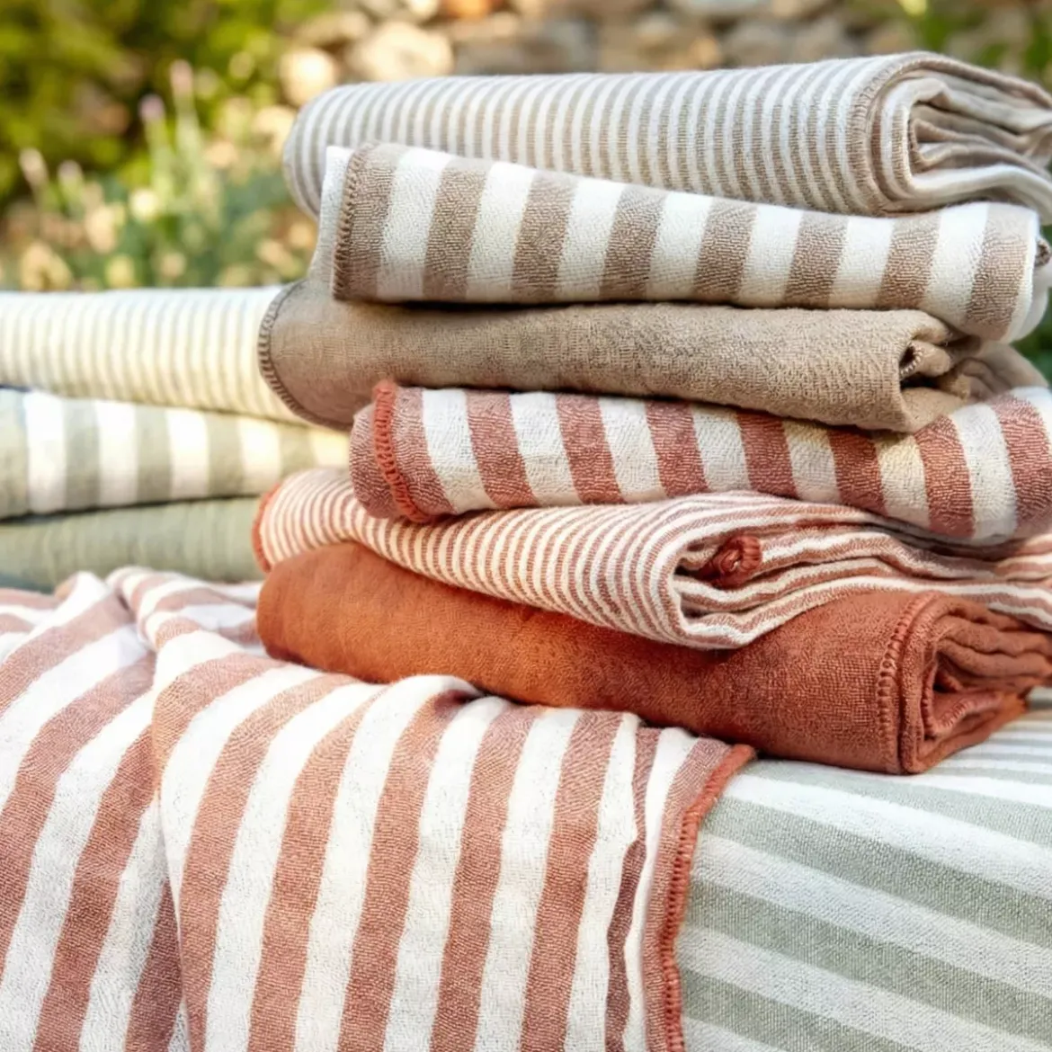 Tovaglia rettangolare in garza di cotone (150 x 250 cm) Gaïa a righe Verde eucalipto